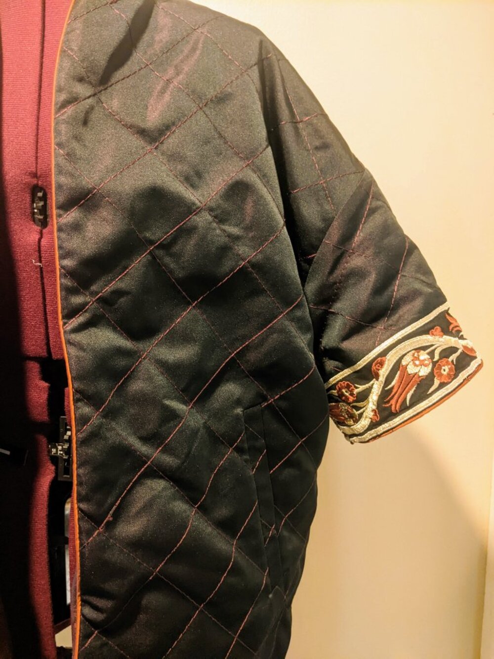 Vintage Hanten Quilted Reversible Jacket | Embroidered Sleeve | Unisex One Size - Picture 12 of 13